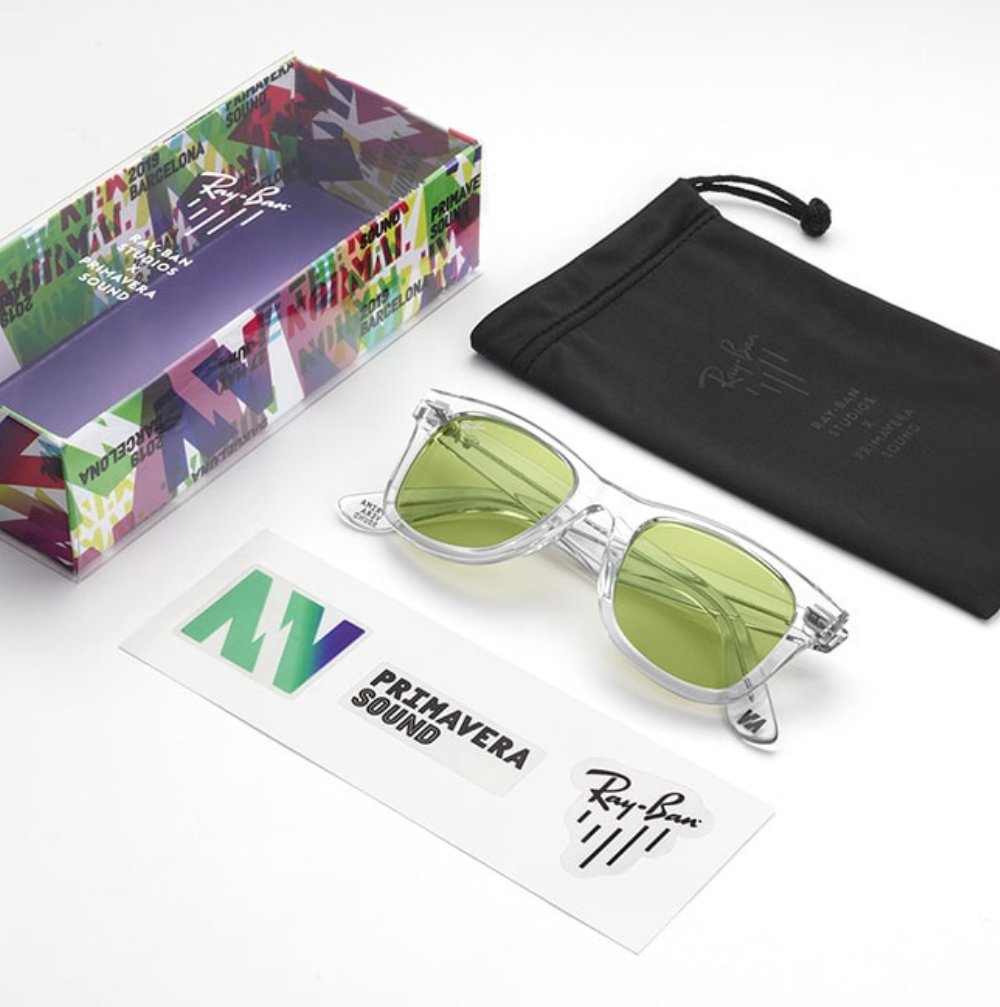 Merchandising, gafas personalizadas, funda
